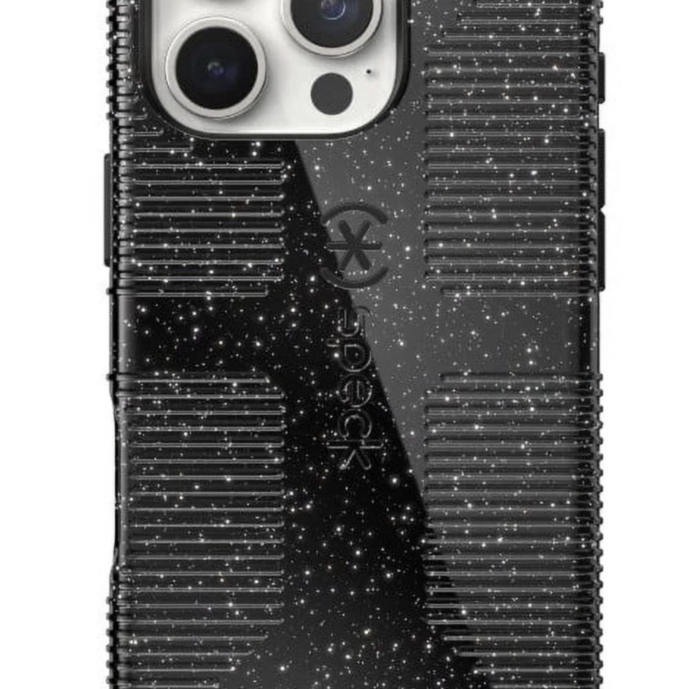 iPhone 16 pro candyshell speck case